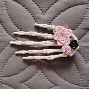 Skeletal Hand Hair Clip